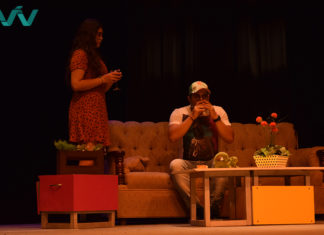 «La bella y el nini» fascinan a familias tlaxcaltecas en Jueves de Teatro